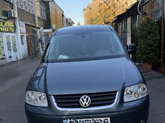 Volskwagen Caddy Life masina funerara